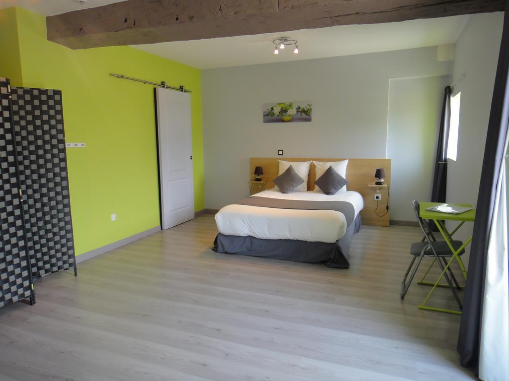 Le Domaine Du Luth Villa Quincay Room photo